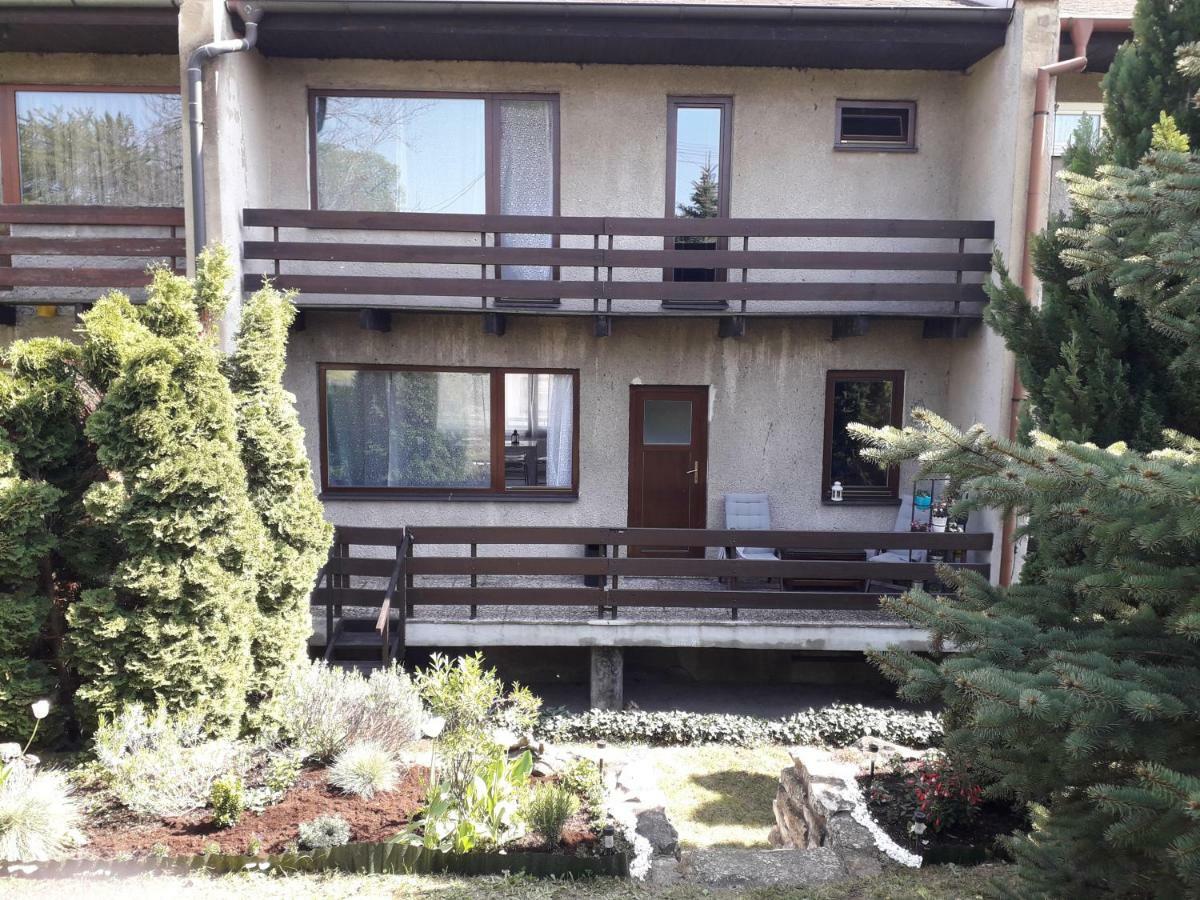 Apartment 144 Kněževes Eksteriør billede